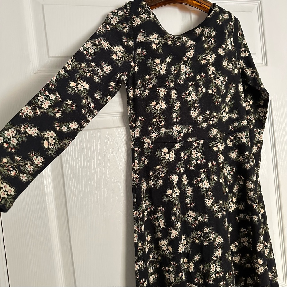 NWT FARM RIO MIDI DRESS - Picture 3 of 8